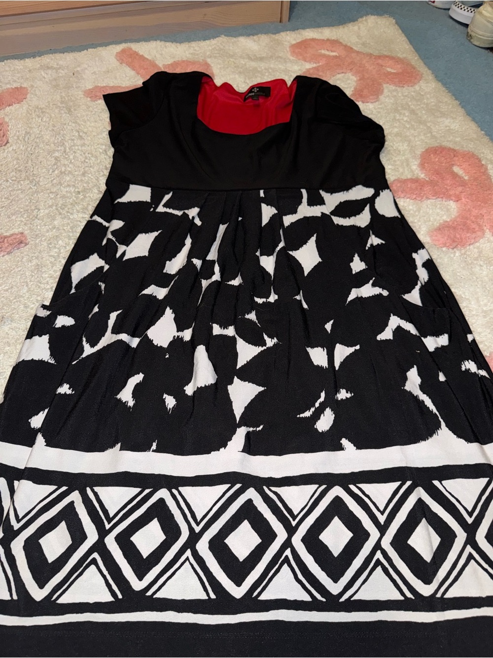 Ronni Nicole Black & White Patterned Dress with Red Neckline